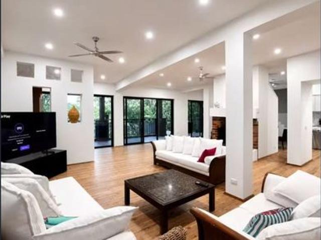 Waterfront Family Living with Stunning Views in Saratoga