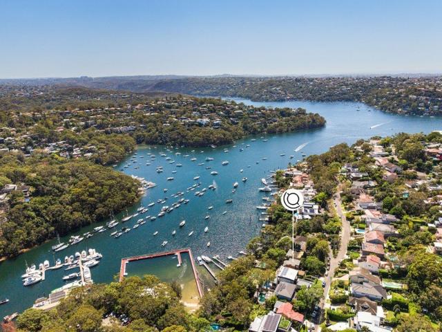 Waterfront Family Sanctuary With Private Jetty And Boatshed
