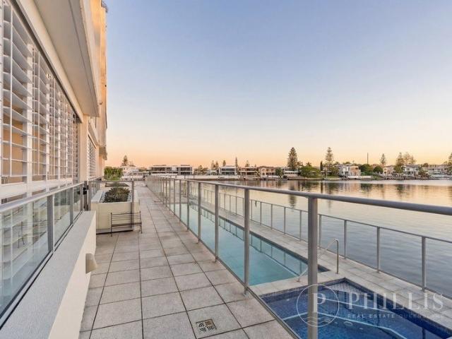 EOI CLOSING SOON + Waterfront & Ground floor apartment