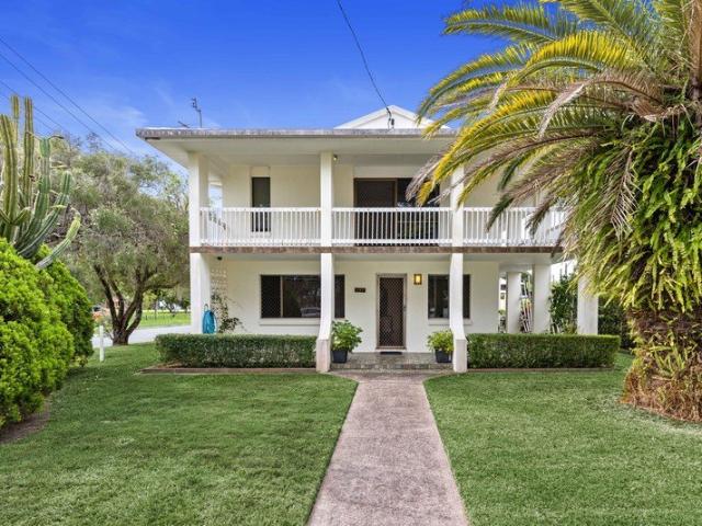 Waterfront home with Deepwater access almost at your door step!
