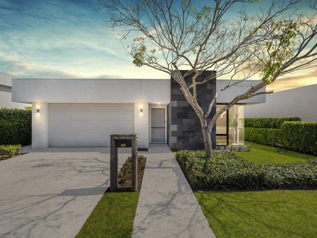 Waterfront Luxury at The Address in Sanctuary Cove