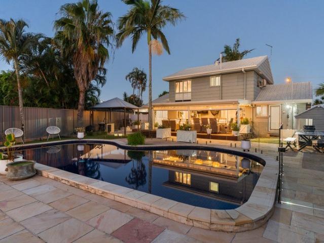 Waterfront Luxury Just Off Main River