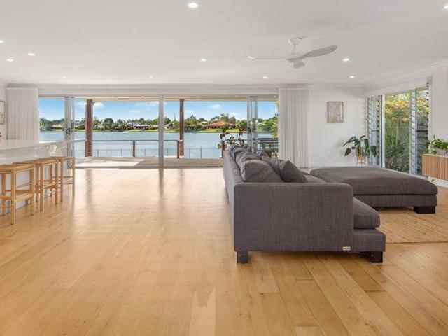 Waterfront lifestyle oasis in rarely offered cul de sac
