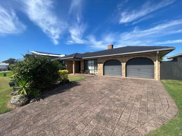 Waterfront Lifestyle Opportunity