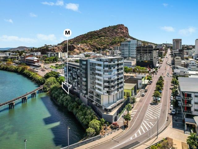Waterfront living with effortless style