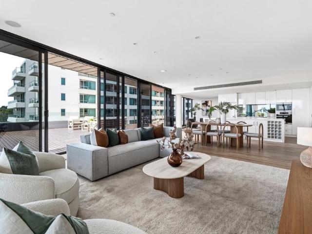Waterfront living at its best