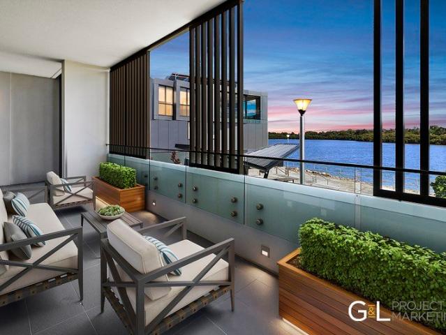 WATERFRONT LIVING AT ITS FINEST | Where the water meets your doorstep