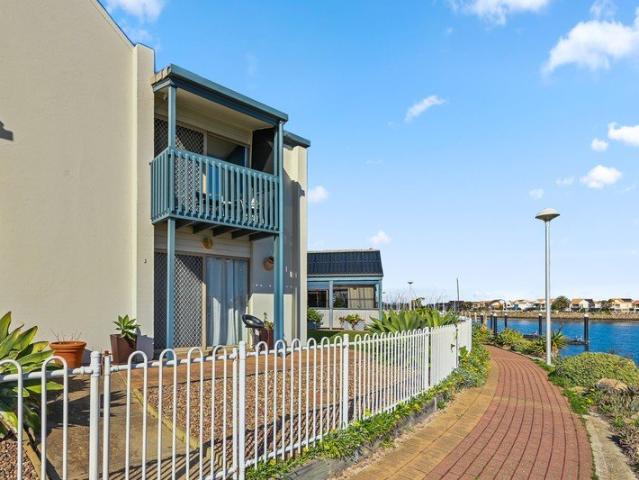 Waterfront Living, Every Day