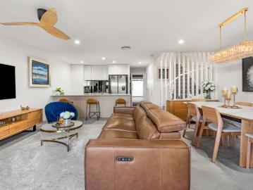 Waterfront Living in Hope Island with Rare Value at This Level