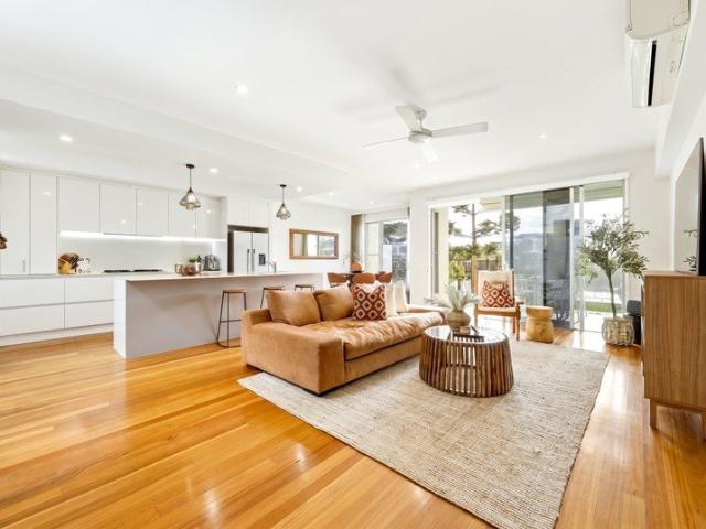 Waterfront Living with Downstairs Bedroom