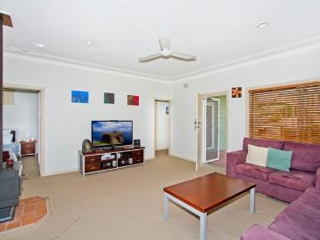 Waterfront Living on Barden's Bay