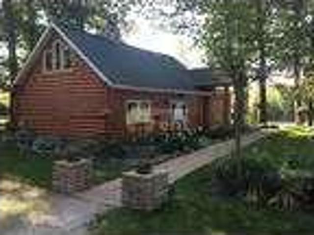 Waterfront log home â? Crivitz â? 4 bedroom
