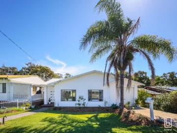 Tuggerah Lake, Jilliby, Wyong Region, Snapper Island