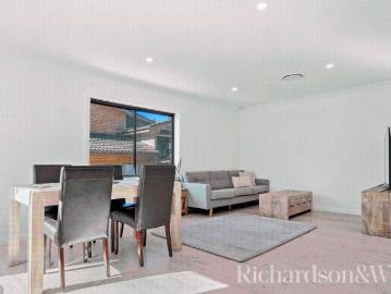 Waterfront Reserve Position in a Peaceful Setting!