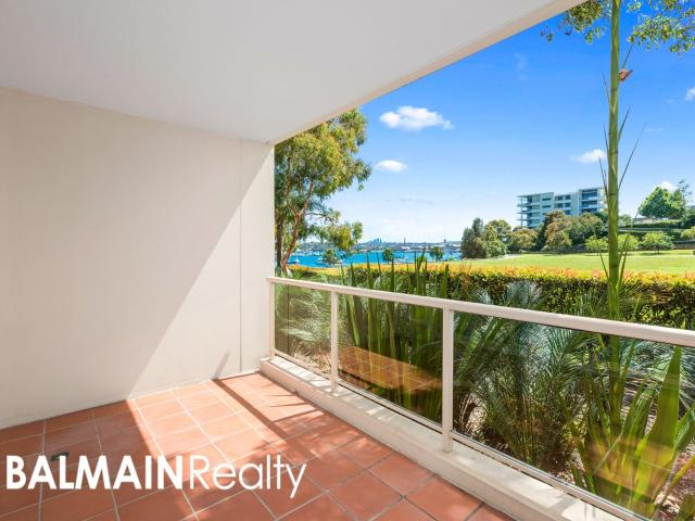 Waterfront Studio Apartment with Car Space in the Popular Balmain Shores Complex