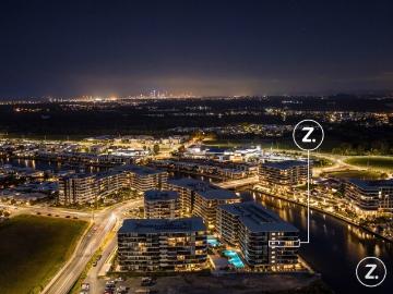 Waterfront Sky Home with Marina Berth & Panoramic Views