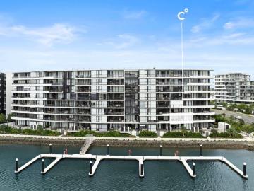 Waterfront Sophistication with Resort Style Living