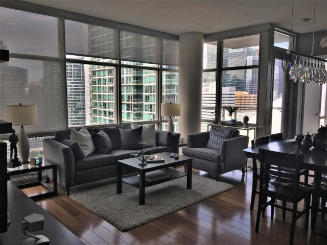 Waterfront Toronto Furnished Condo Rental at Harbour View Estate I Stunning 1 Bedroom Suite with Den, Balcony and Fabulous CN Tower Views
