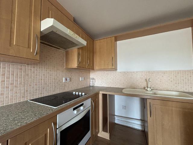 Waterfront Way, Walsall, WS2 1 bed flat to rent £775 pcm £179 pw