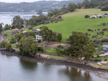 Kayena, George, Tasmania Island