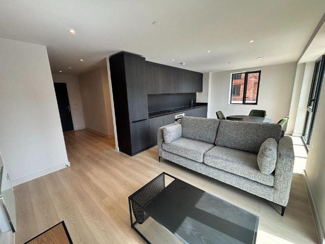 Waterhouse Gardens, Dutton Street 2 bed apartment to rent £1,600 pcm £369 pw