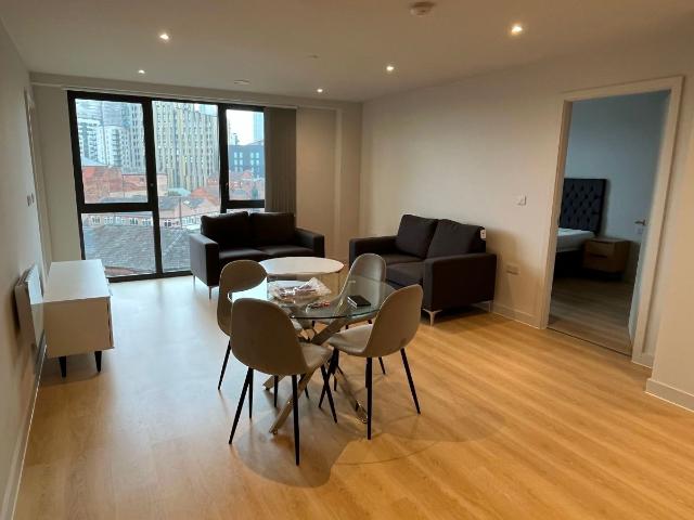 Waterhouse Gardens, Dutton Street, Manchester M3, 2 bed flat to rent, £1,750 pcm | PrimeLocation