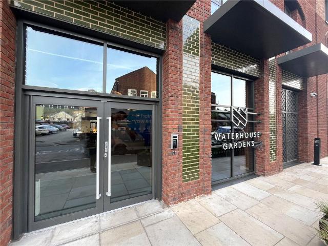 Waterhouse Gardens, Dutton Street, Manchester M3, 2 bed flat to rent, £1,650 pcm | PrimeLocation