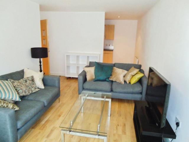Waterloo Apartments, Waterloo Street, Leeds, West Yorkshire LS10, 2 bed flat to rent, £1,250 pcm | PrimeLocation