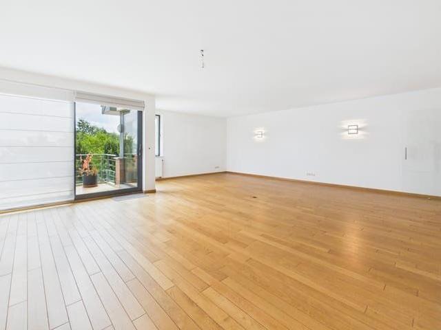 Waterloo – Beautiful 3 Bedroom Apartment