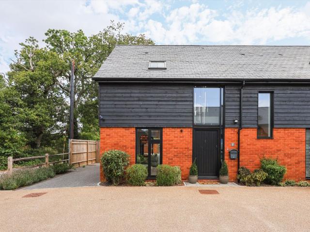 Waterloo Farm, Ockham Road North, West Horsley, Surrey KT24, 2 bed farmhouse to rent, £3,500 pcm | PrimeLocation