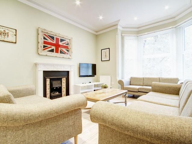 Waterloo Road, Nottingham NG7, 10 bed terraced house to rent, £758 pppm | PrimeLocation