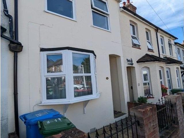 Waterloo Road, Aldershot GU12, 3 bed terraced house to rent, £1,700 pcm | PrimeLocation