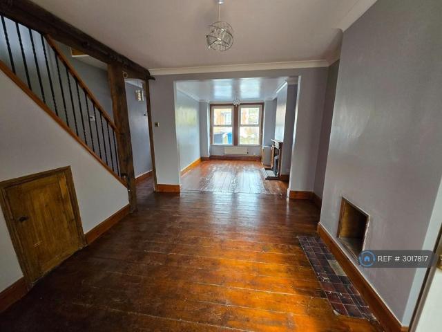 Waterloo Road, Ipswich, IP1 2 bed terraced house to rent £1,250 pcm £288 pw