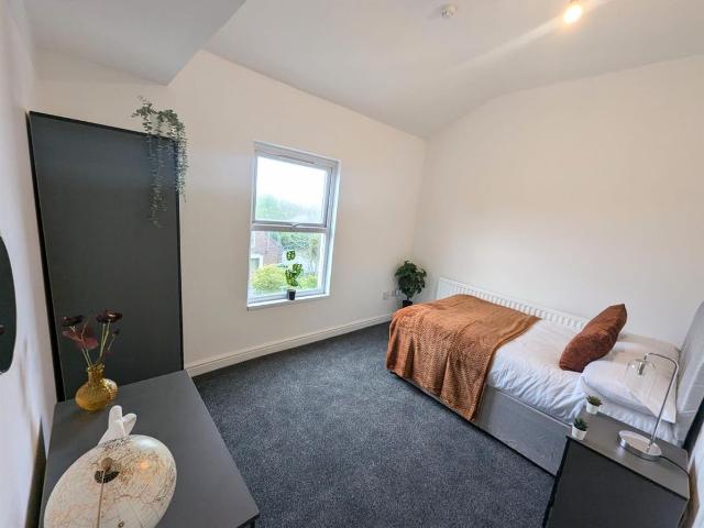 Waterloo Road, Stoke On Trent ST6, 7 bed shared accommodation to rent, £495 pcm | PrimeLocation