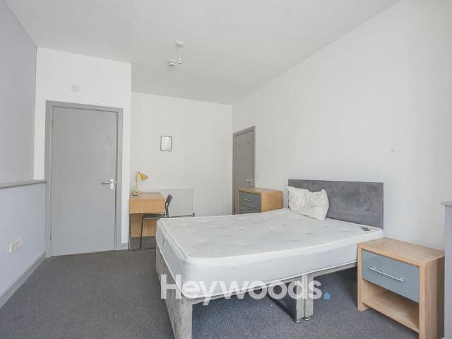 Waterloo Road, Stoke On Trent, ST6 1 bed house of multiple occupation to rent £425 pcm £98 pw