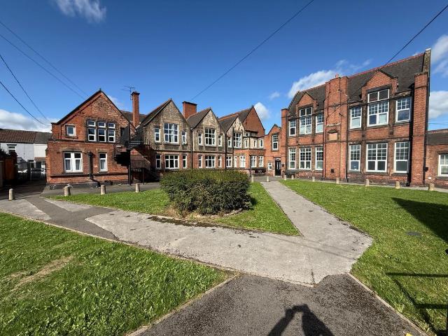 Waterloo Street, Waterloo Court. 1 bed flat to rent £625 pcm £144 pw