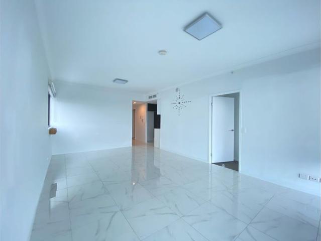 Waterpoint Residences | 2 Bedroom 2 Bathroom Apartment with Hinterland Views