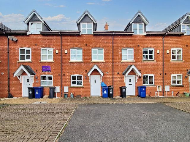 Waters Edge Close, Newcastle ST5, 3 bed terraced house to rent, £950 pcm | PrimeLocation