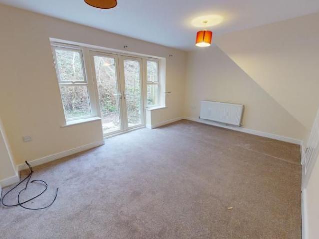 Waters Edge Close, Newcastle, ST5