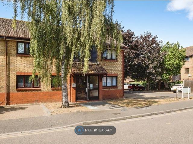 Waterside Close, Barking IG11, 1 bed flat to rent, £1,300 pcm | PrimeLocation