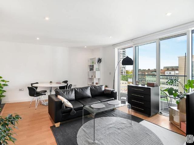 Waterside Apartments, London N4