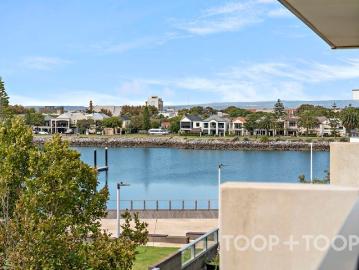 Apartment for sale in Port Adelaide Enfield - Balcony