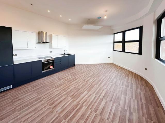 Waterside House, LINCOLN, LN2 1 bed apartment to rent £950 pcm £219 pw