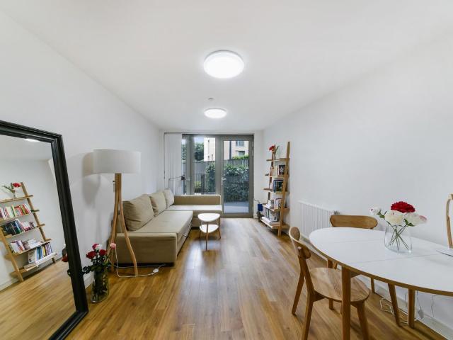 Waterside Heights, Royal Docks, London E16, 1 bed flat to rent, £1,800 pcm | PrimeLocation