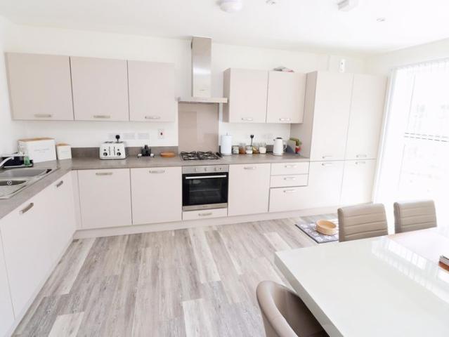 Waterside Marina, Brightlingsea CO7, 3 bed flat to rent, £1,500 pcm | PrimeLocation