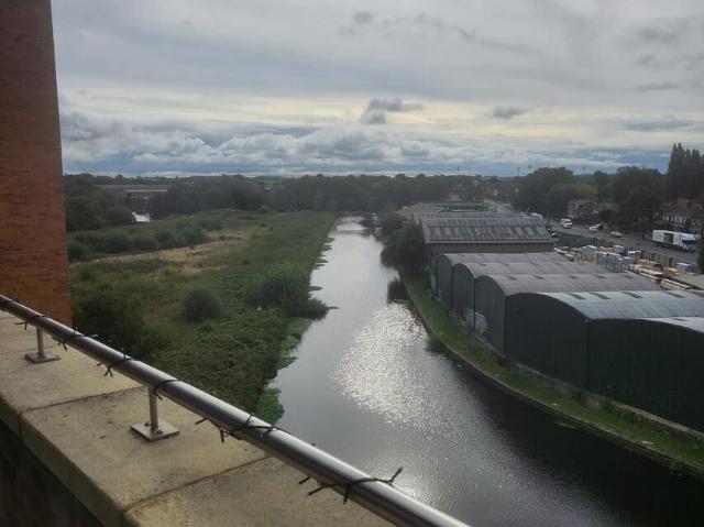 Waterside Way, Wakefield WF1 2 bed penthouse to rent £1,275 pcm £294 pw