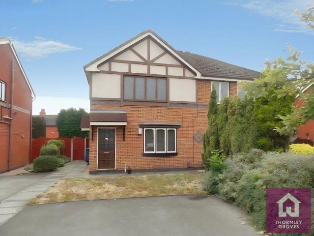 Waterslea, Eccles, Manchester M30, 1 bed flat to rent, £925 pcm | PrimeLocation