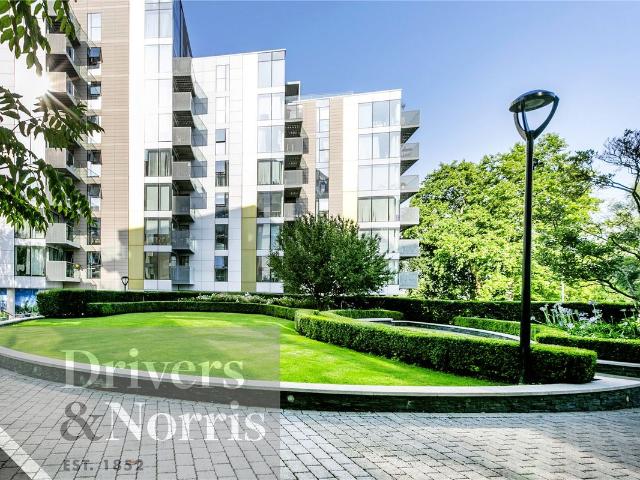Watersreach Apartments, Manor House, London N4, 1 bed flat to rent, £2,250 pcm | PrimeLocation