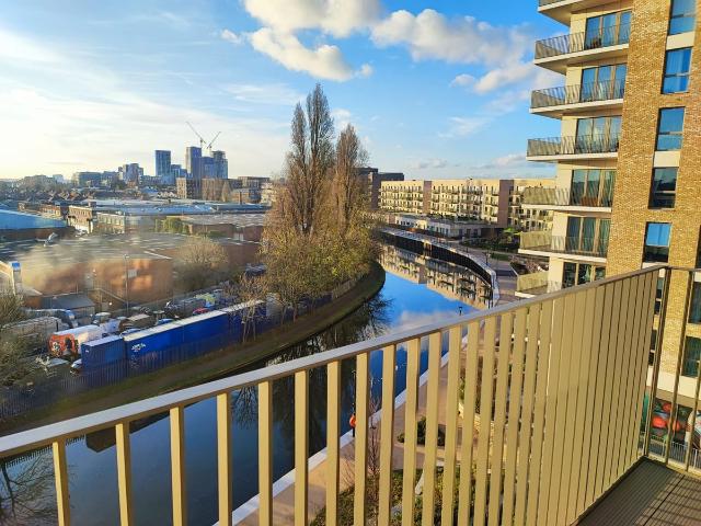 Waterview House 12 Quay Walk, London HA0, 2 bed flat to rent, £2,550 pcm | PrimeLocation