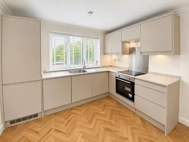 Waterville Drive, Vange